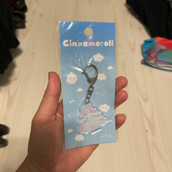 Cinnamoroll keychain from Japan BRAND NEW - Picture 6 of 6